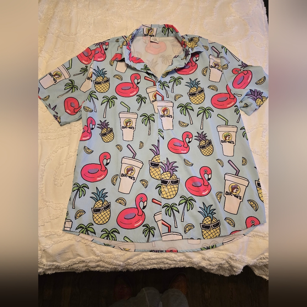 Bucees Hawaiian shirt